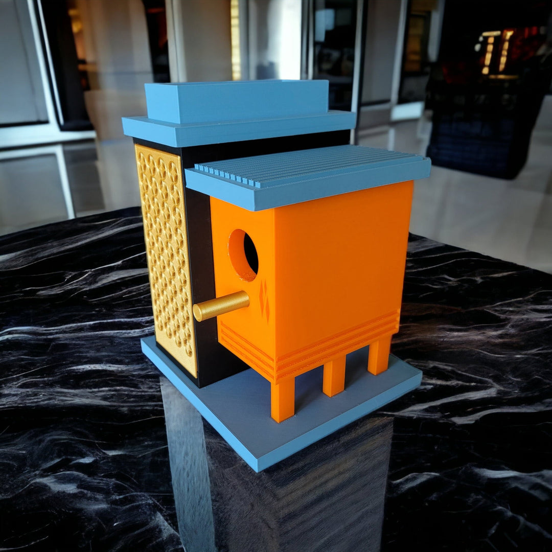 The Lombard Midcentury Birdhouse Apartment