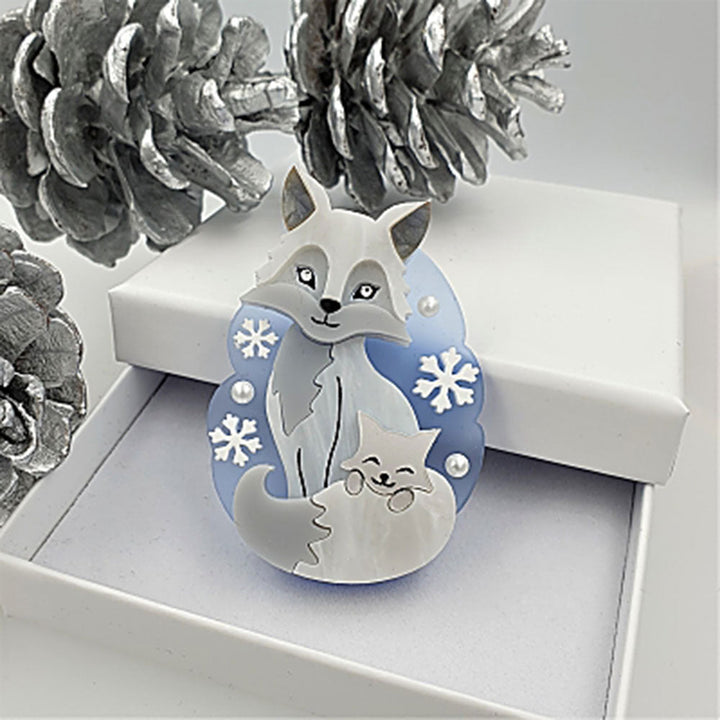 Arctic Fox Brooch by Cherryloco Jewellery 2