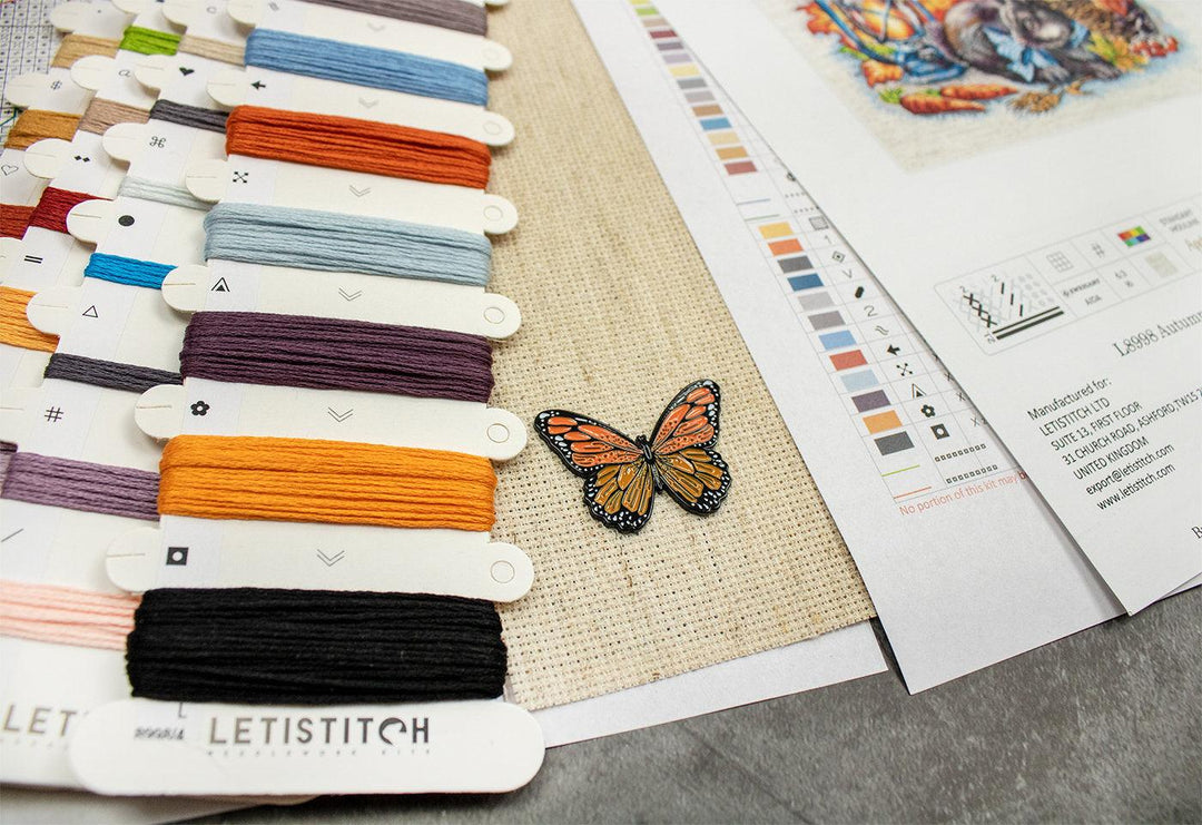 Autumn with a rabbit L8998 Counted Cross Stitch Kit