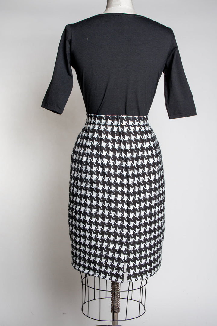 Basic Pencil Skirt- Houndstooth
