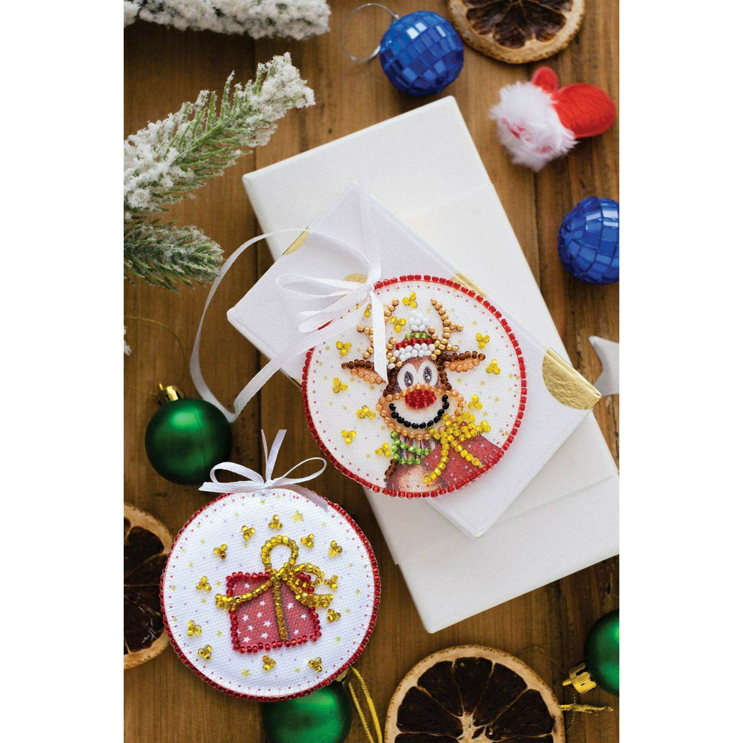Bead Embroidery Decoration Kit  - Christmas guest ABT-004