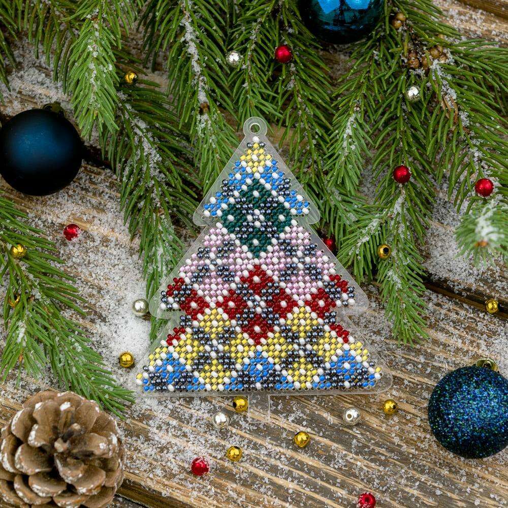 Bead embroidery kit on a plastic base FLPL-035