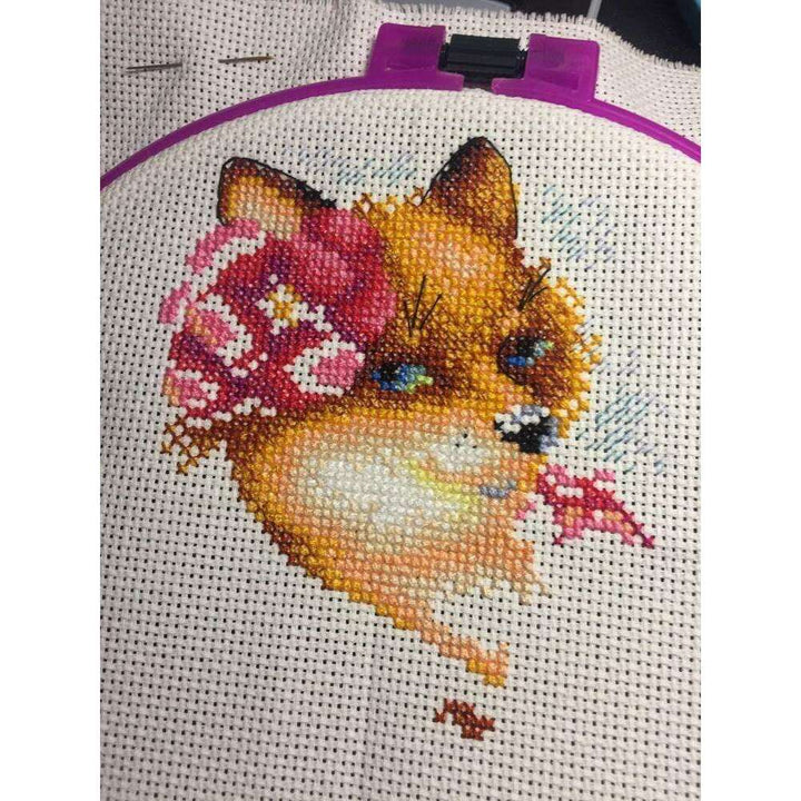 Beautiful Fox M-359 / SM-359 Counted Cross-Stitch Kit