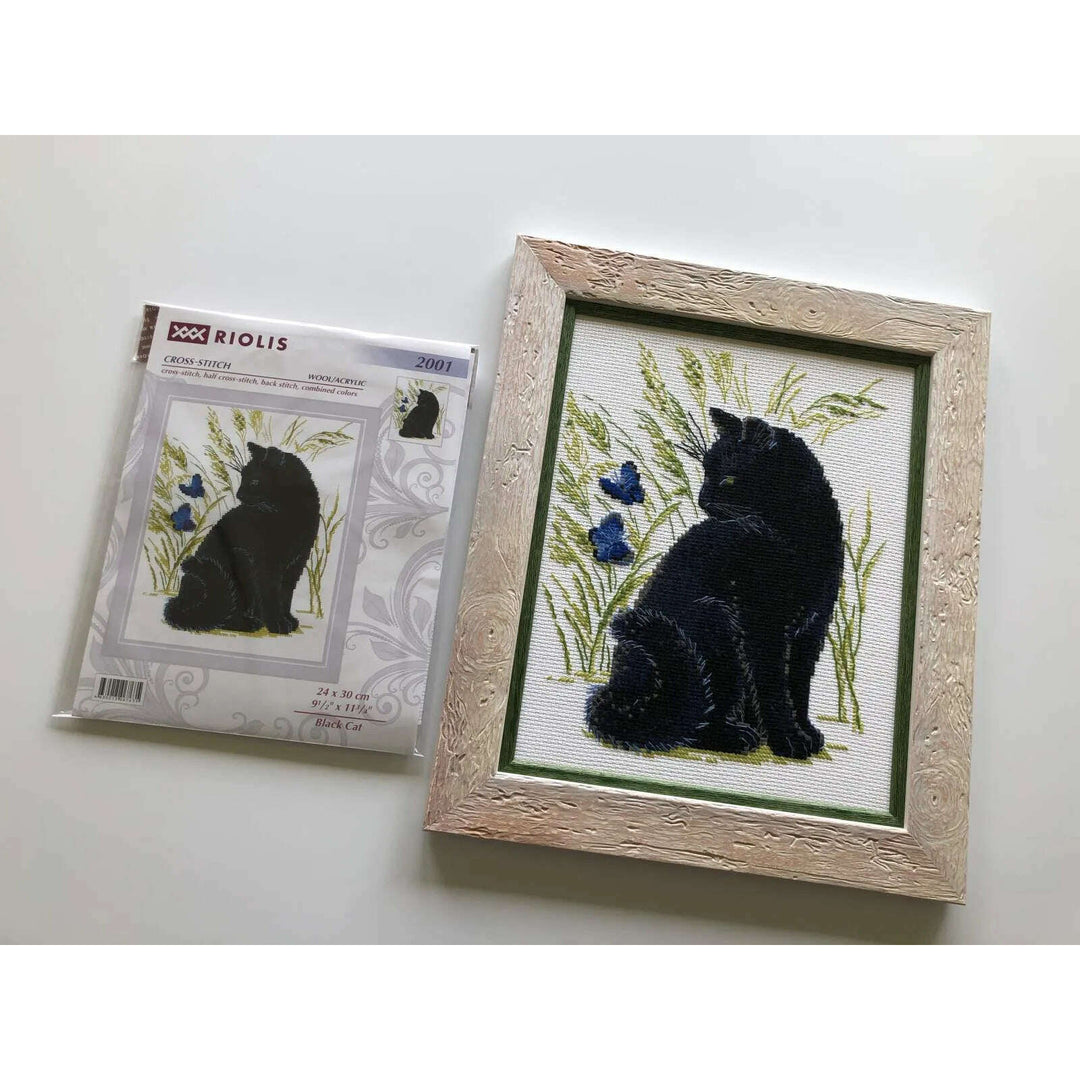 Black Cat R2001 Counted Cross Stitch Kit