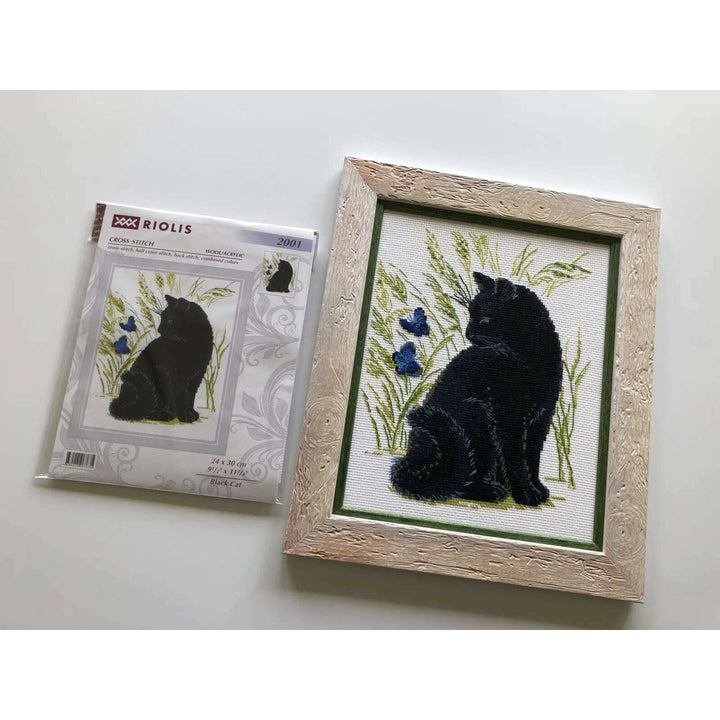 Black Cat R2001 Counted Cross Stitch Kit