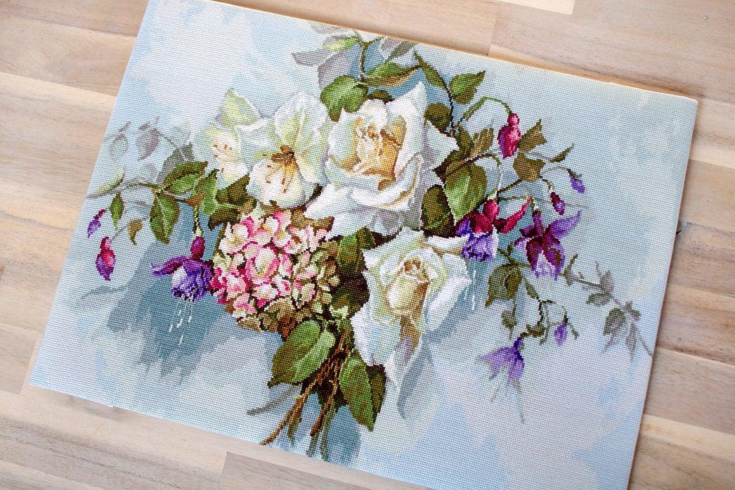 Bouquet with Roses BA2363L Counted Cross-Stitch Kit
