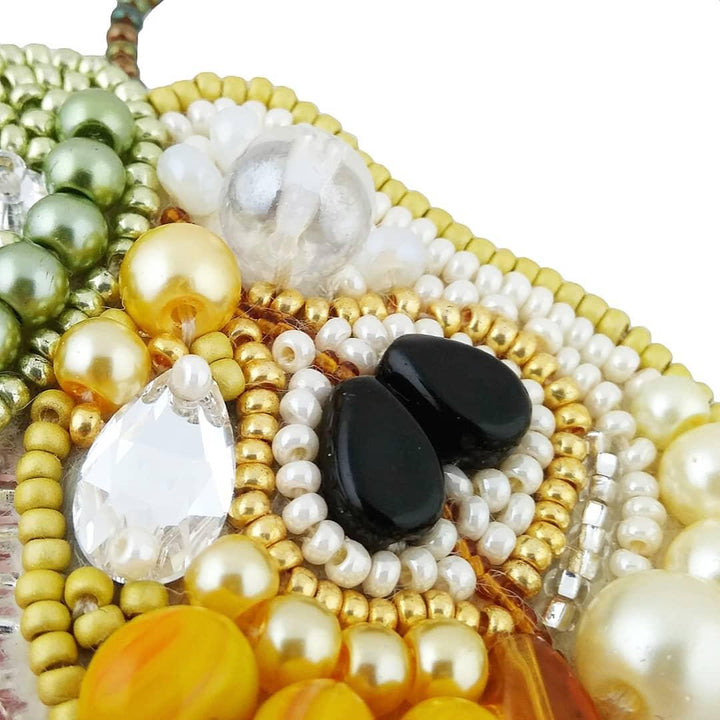 BP-205C Beadwork kit for creating brooch Crystal Art "Pear"