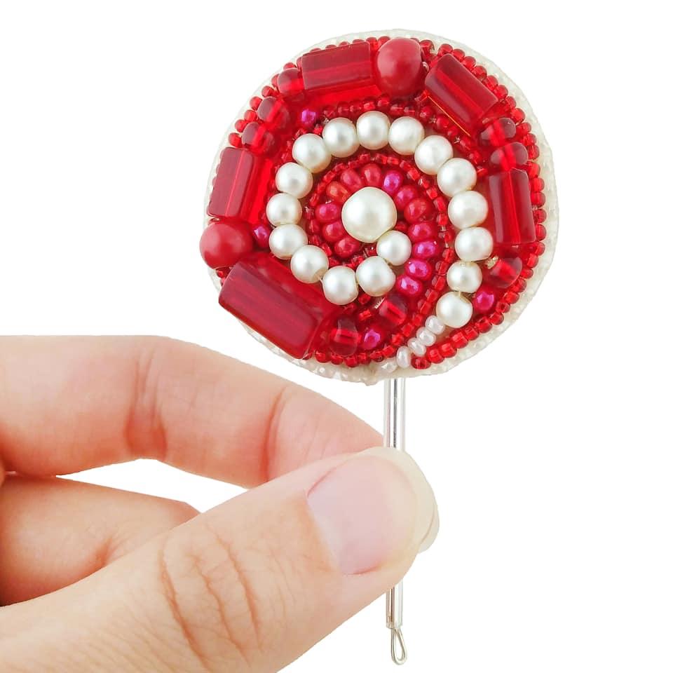 BP-231C Beadwork kit for creating brooch Crystal Art "Lollipop"