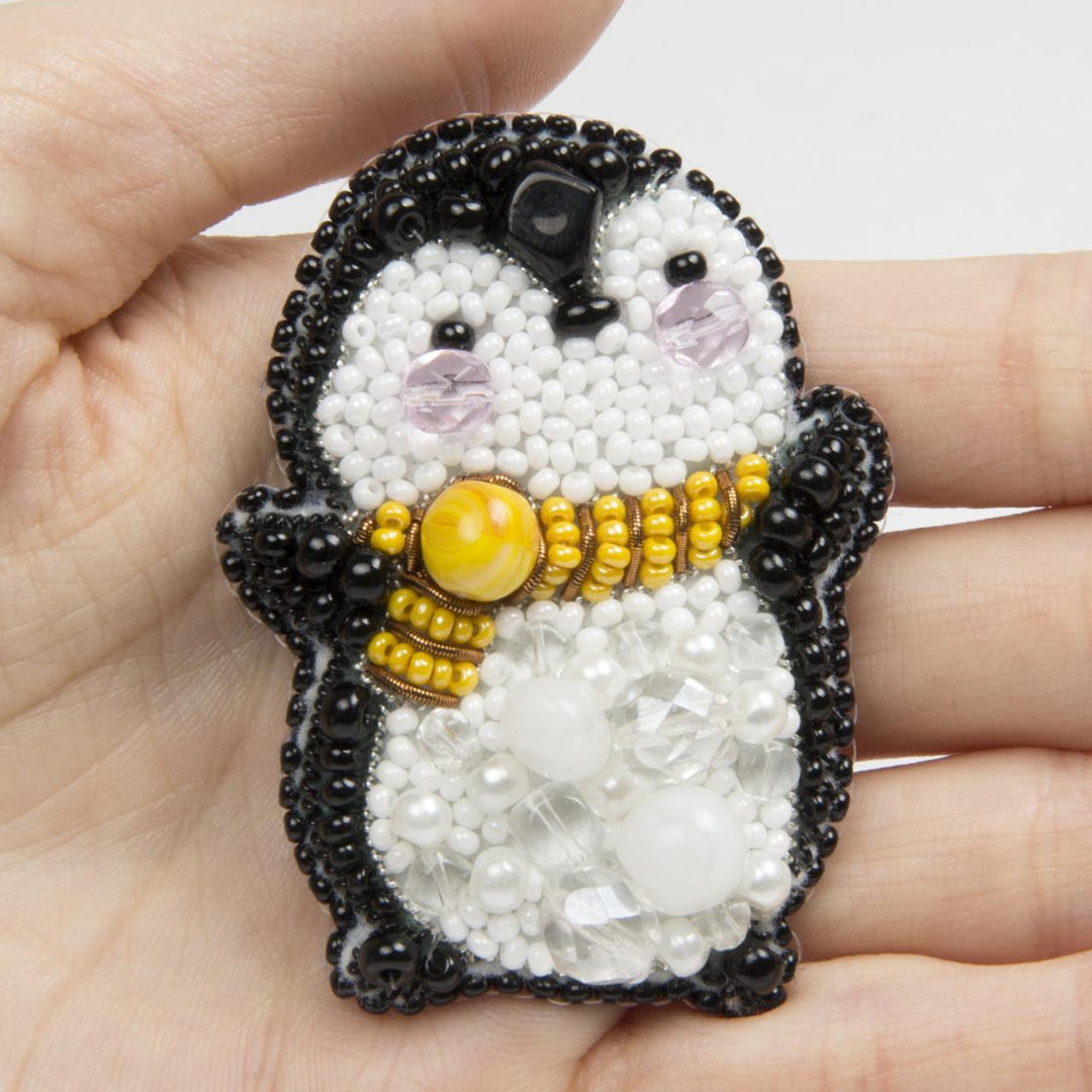 BP-297C Beadwork kit for creating brooch Crystal Art "Penguin"