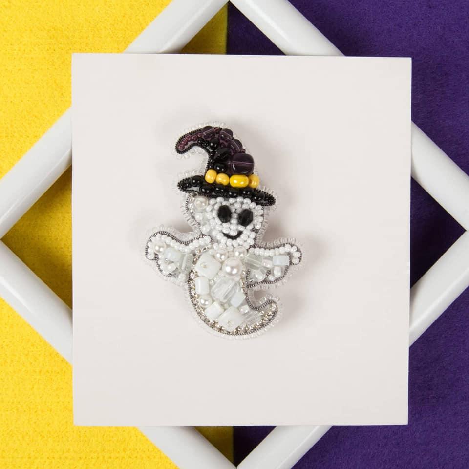 BP-333C Beadwork kit for creating brooch Crystal Art "Ghost"