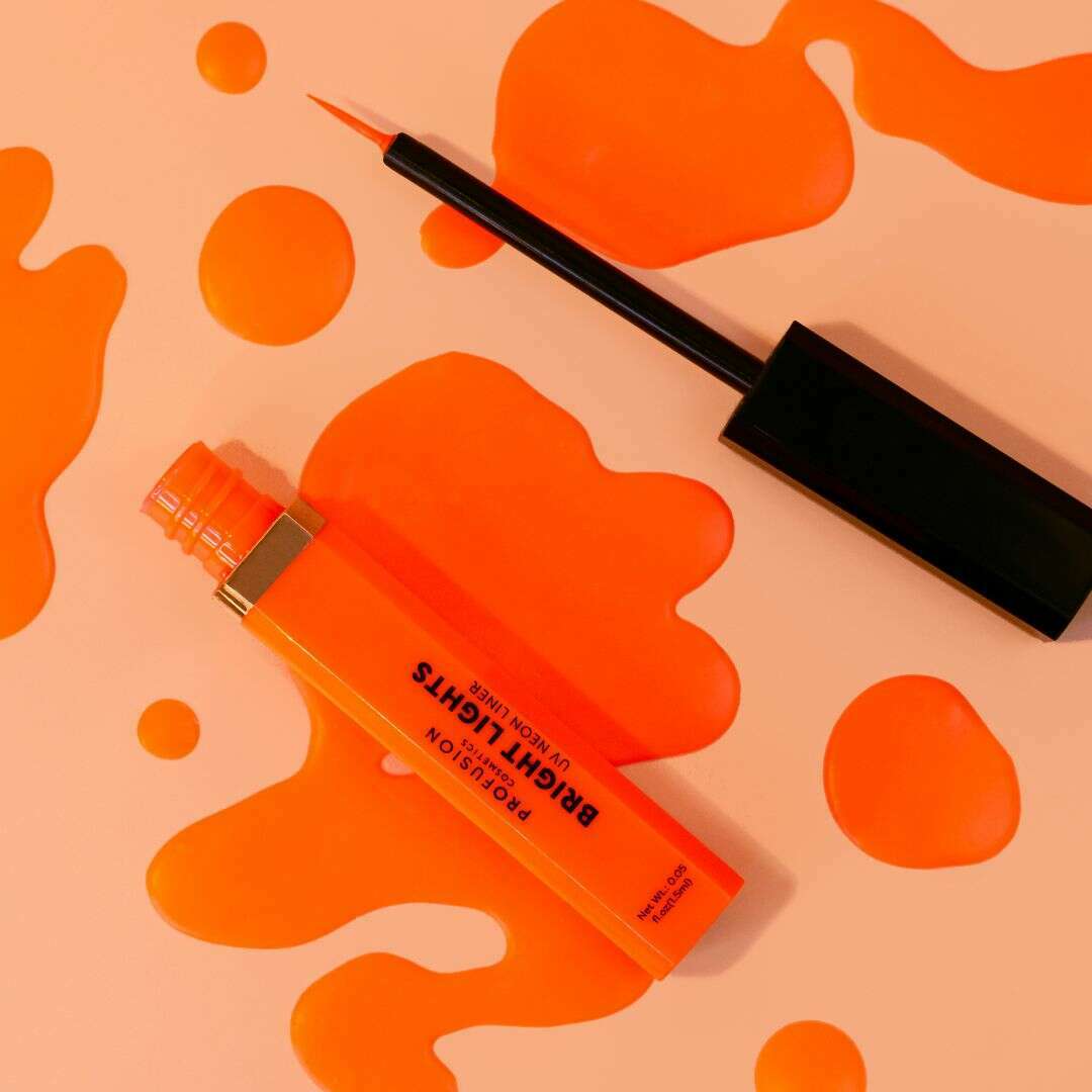 Bright Lights | Neon & Pastel Graphic Liners
