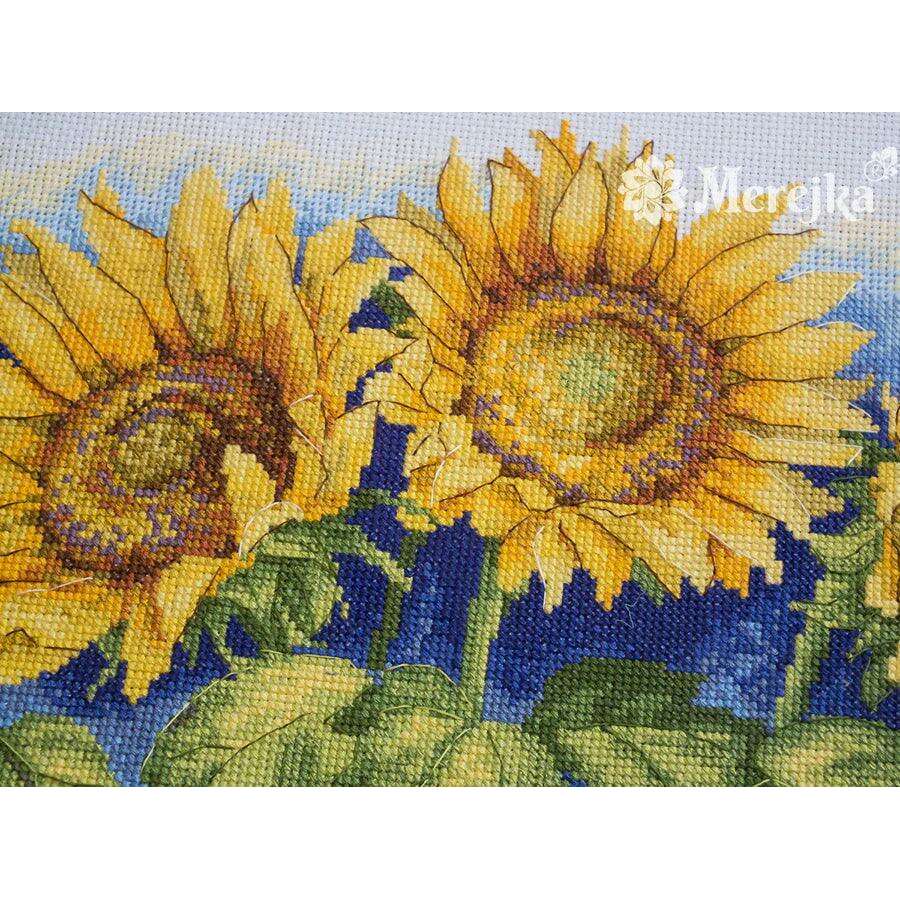 Bright Sunflowers K-125 Counted Cross-Stitch Kit