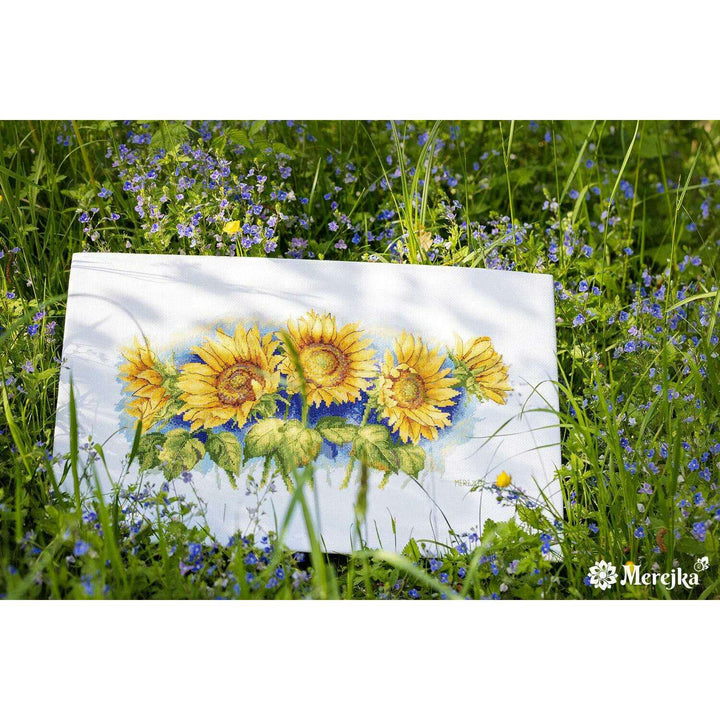 Bright Sunflowers K-125 Counted Cross-Stitch Kit