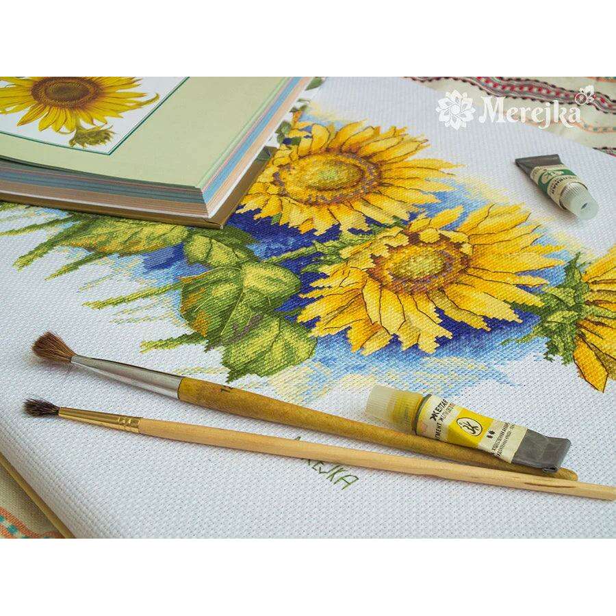 Bright Sunflowers K-125 Counted Cross-Stitch Kit