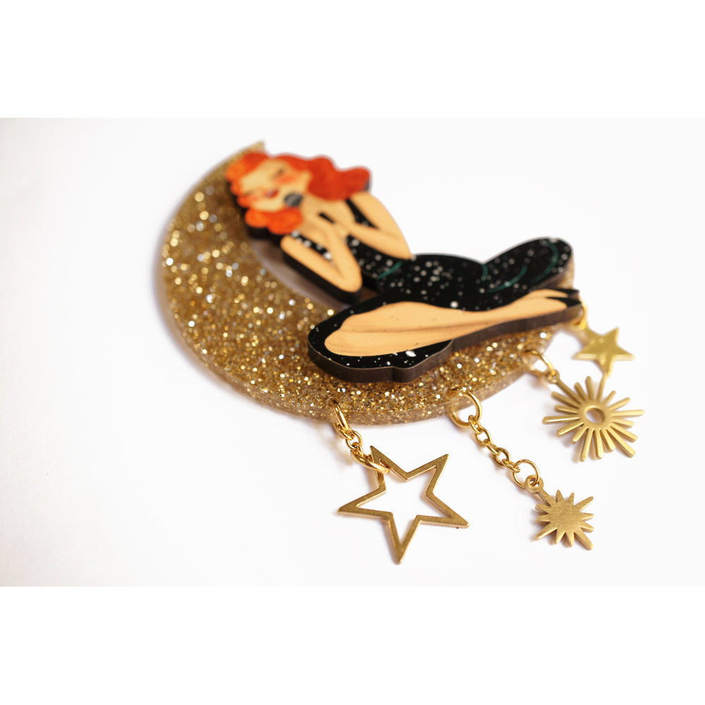 Singer sitting on the Moon Brooch by Laliblue 2