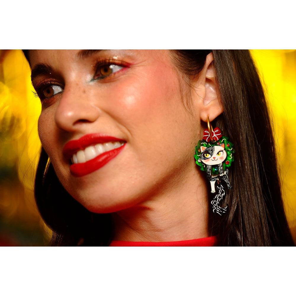 Cat in A Christmas Wreath Earrings by Laliblue 1
