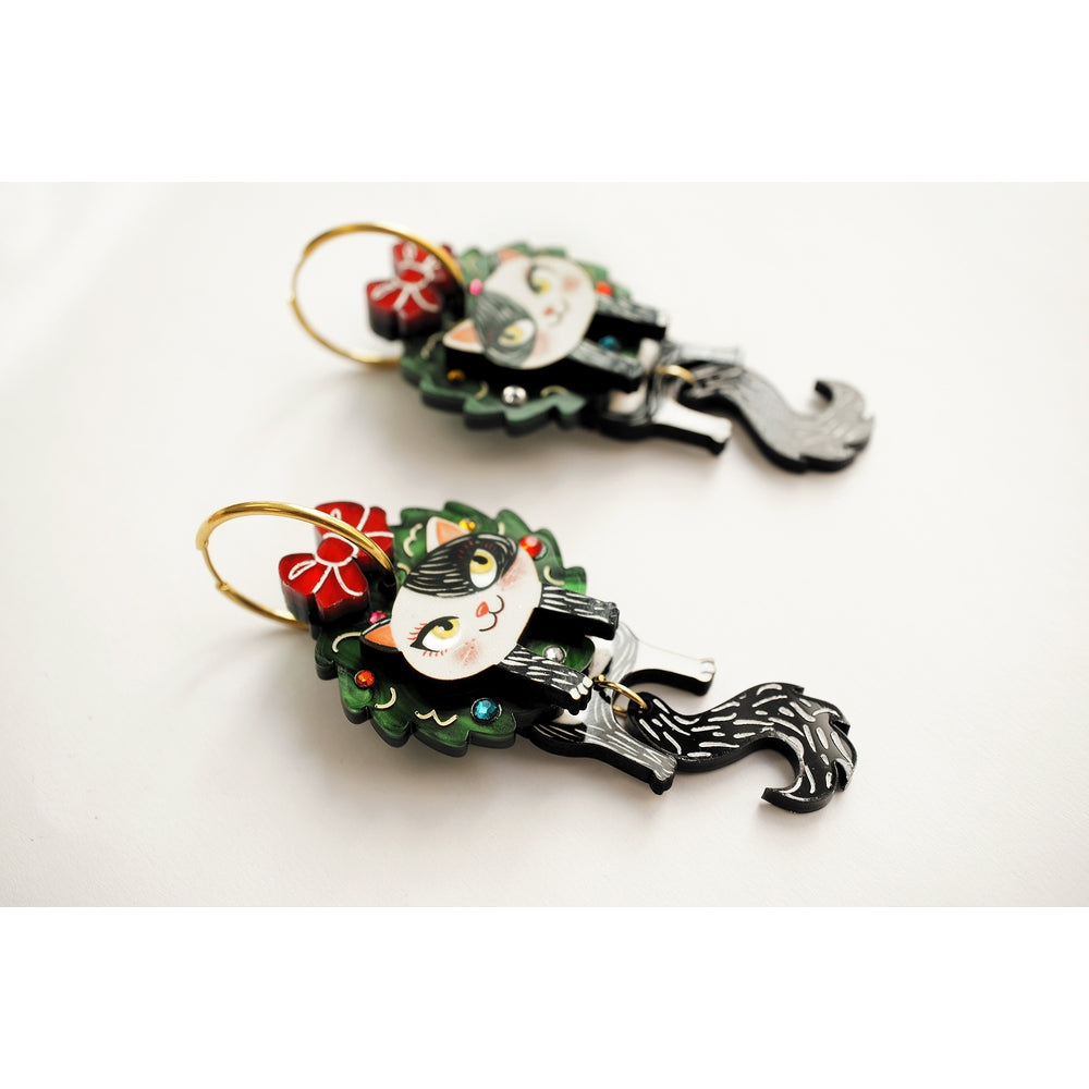 Cat in A Christmas Wreath Earrings by Laliblue 2