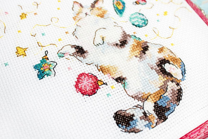 Cat's Happiness L8812 Counted Cross Stitch Kit