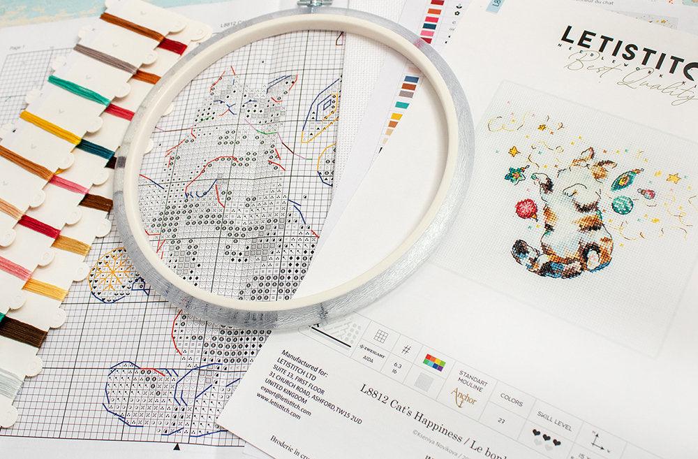 Cat's Happiness L8812 Counted Cross Stitch Kit