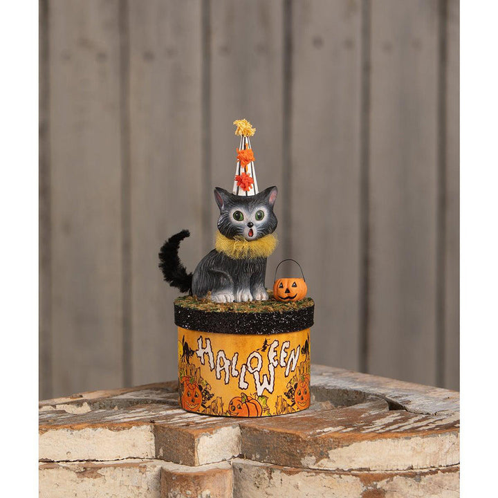 Cecil Cat on Box by Bethany Lowe Designs image