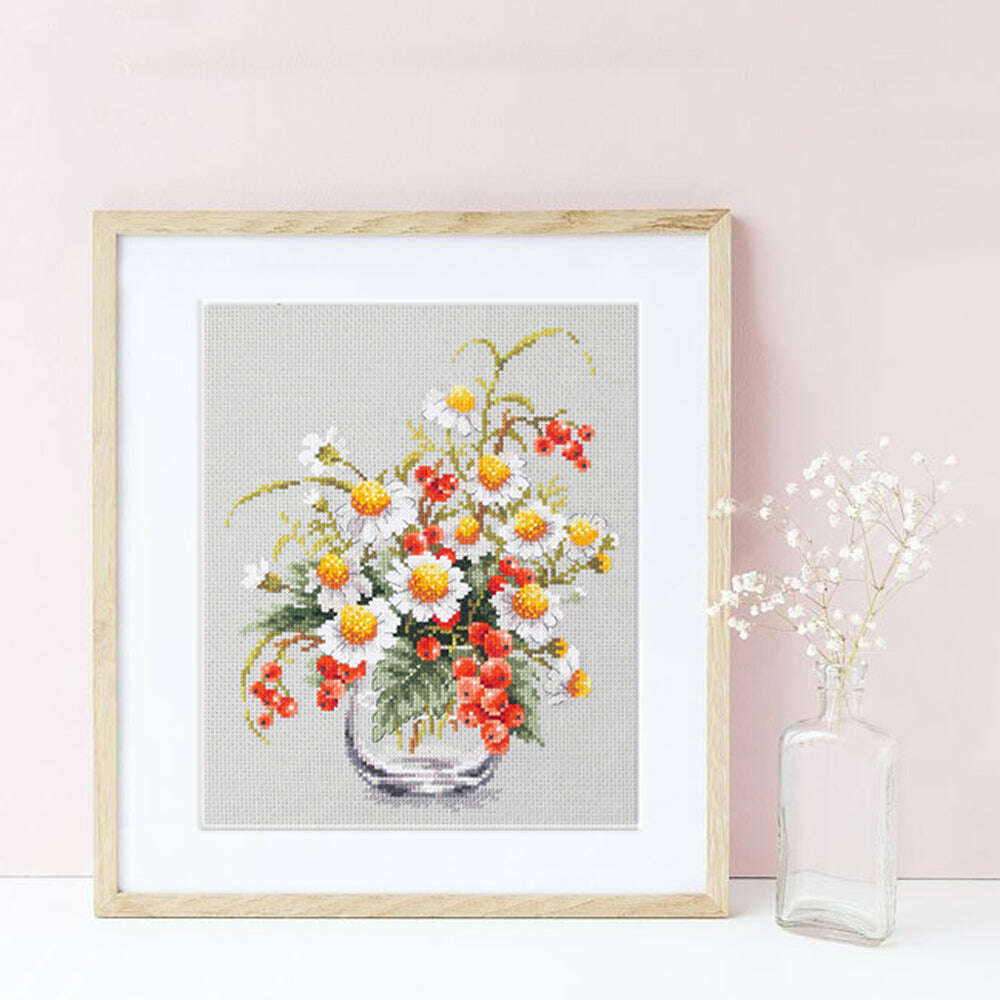 Chamomile and Red Currant 100-012 Counted Cross-Stitch Kit