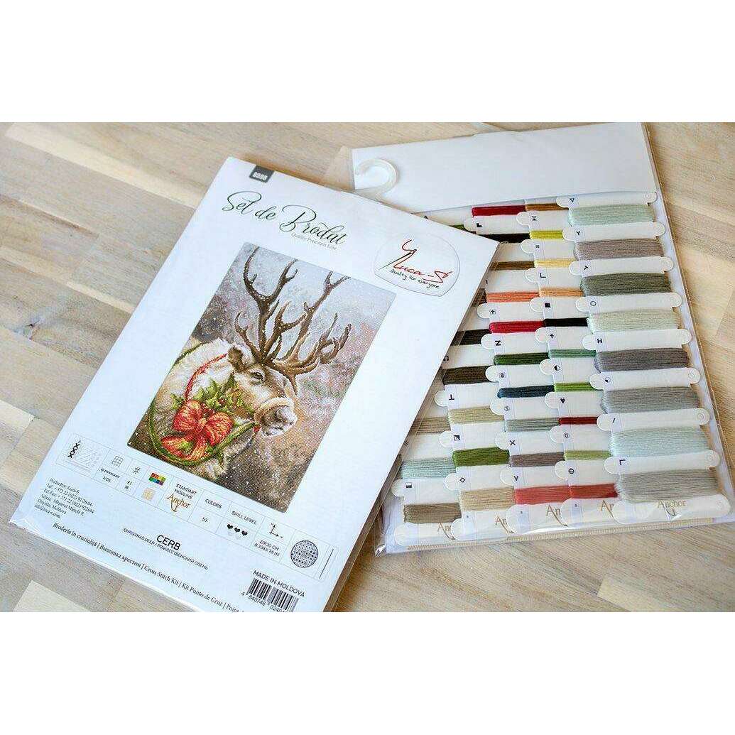 Christmas Deer B598L Counted Cross-Stitch Kit