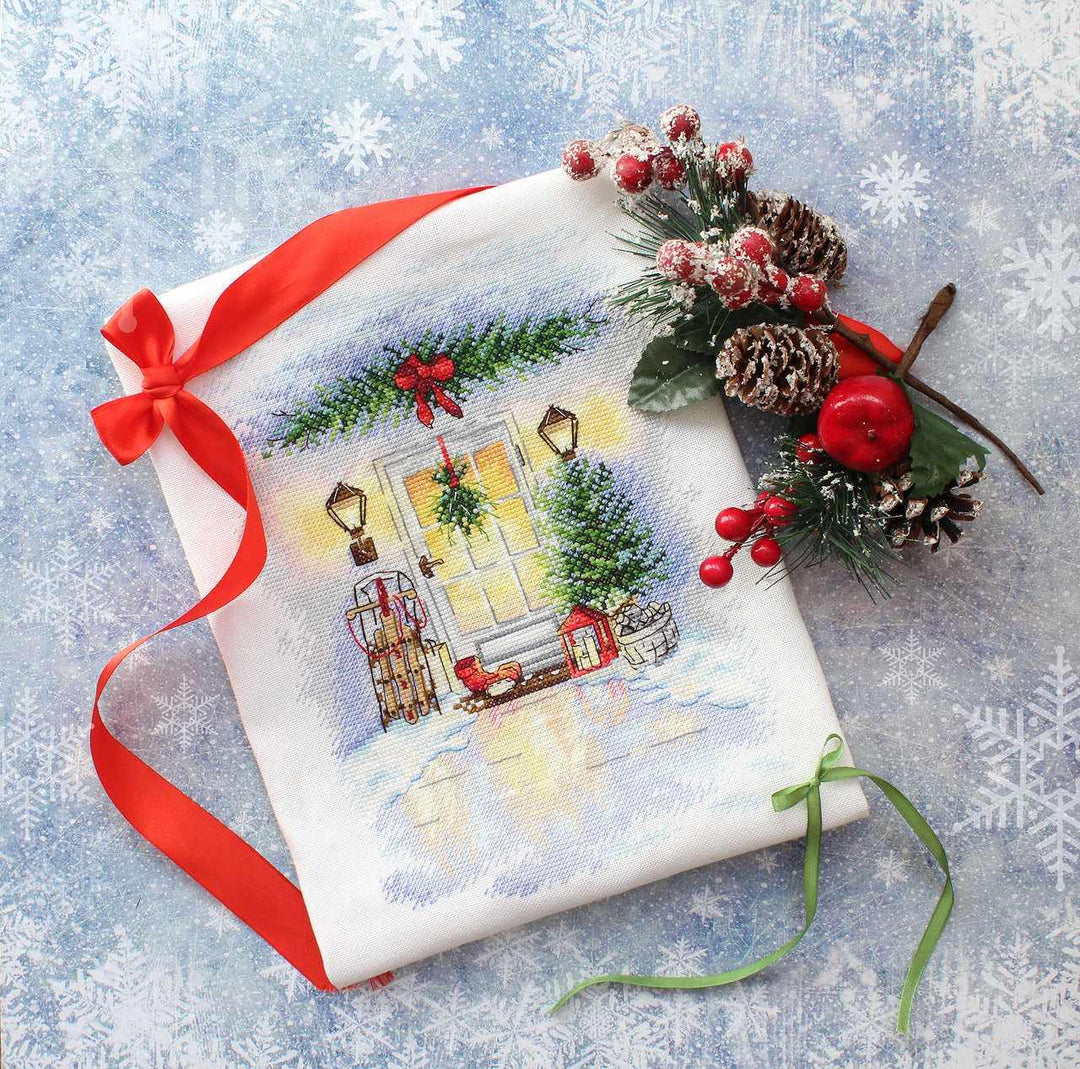 Christmas Door Cross Stitch Kit A-018 / SA-018