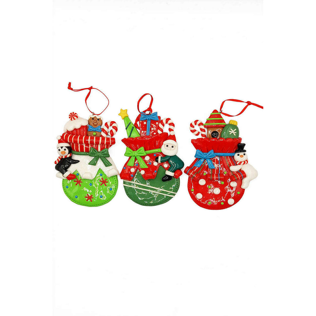 Christmas Ornament - Glossy Gingerbread Gift Bag with Santa. Wizardi Festive Decoration F07-N2-11-AA440C