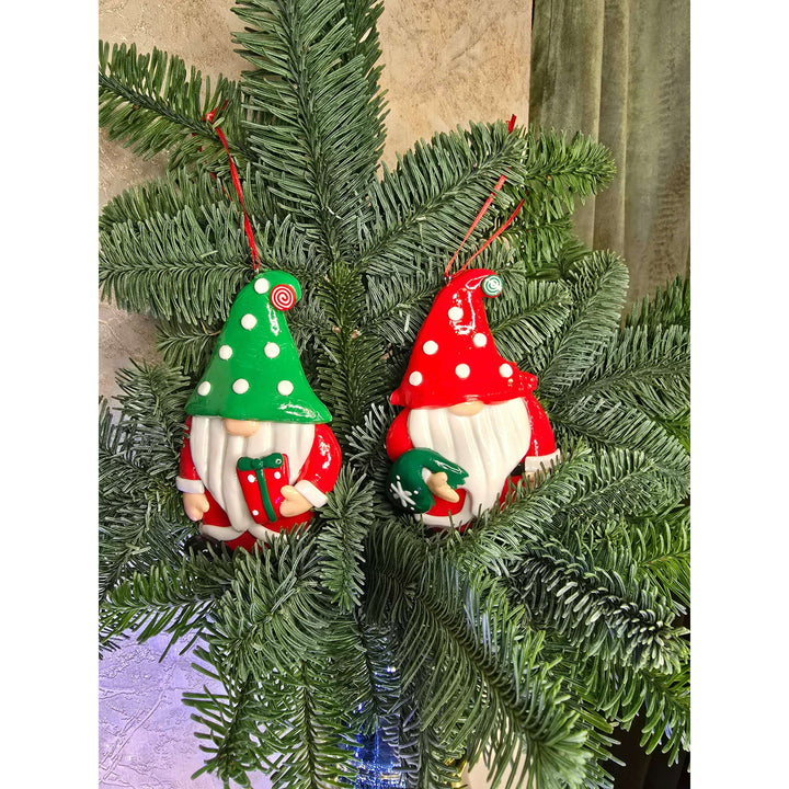 Christmas Ornament Glossy Gingerbread Santa with Wrapped Gift. Wizardi Festive Decoration F07-N2-7-E2511C