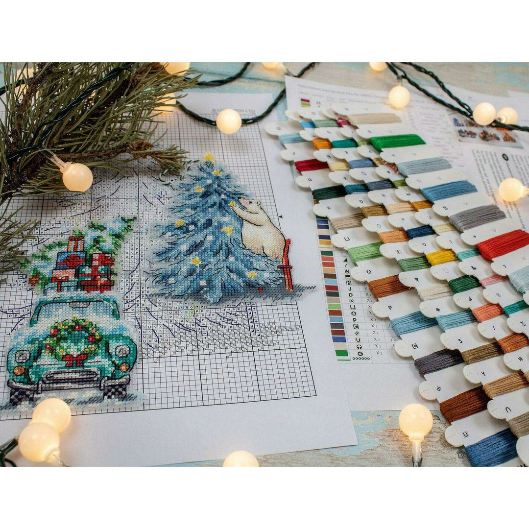 Christmas Ornaments Kit L8051 Counted Cross Stitch Kit