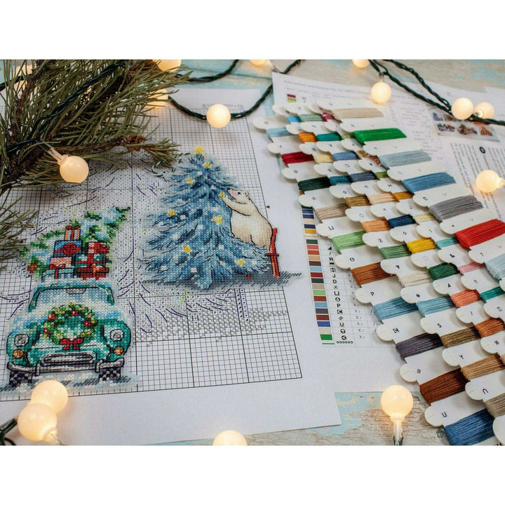 Christmas Ornaments Kit L8051 Counted Cross Stitch Kit