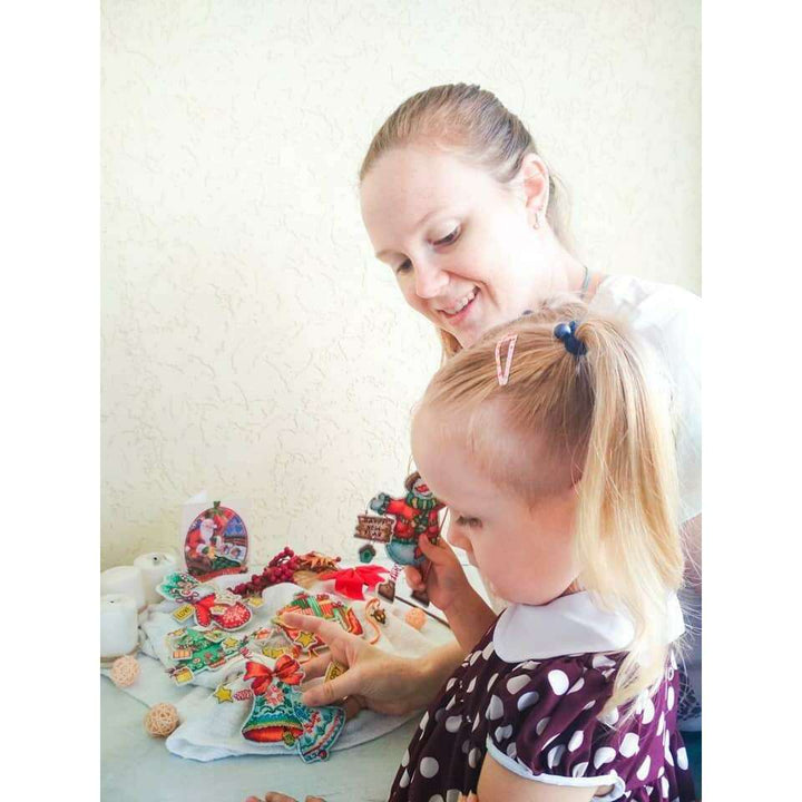 Christmas tree toy. Plastic Canvas Cross-stitch kit T-05C