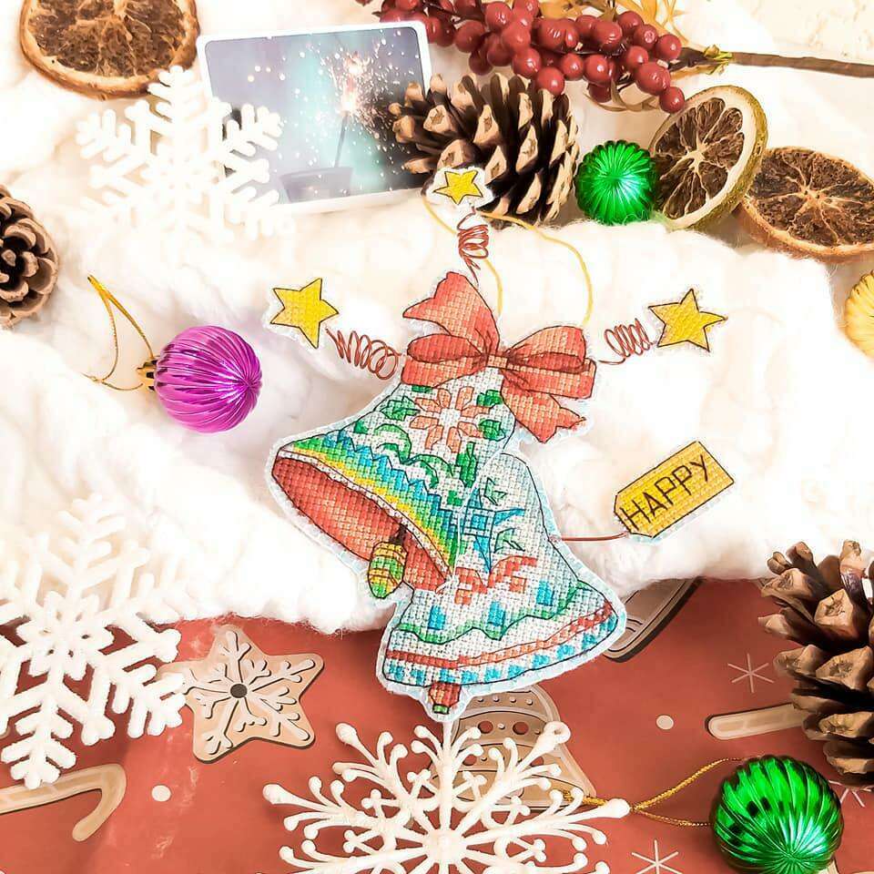 Christmas tree toy. Plastic Canvas Cross-stitch kit T-06C