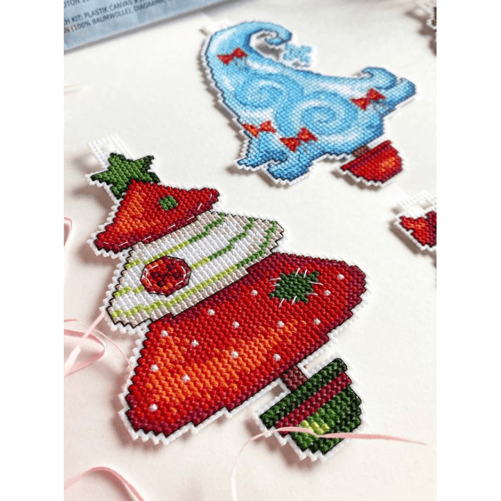 Christmas Trees 141CS Counted Cross-Stitch Kit