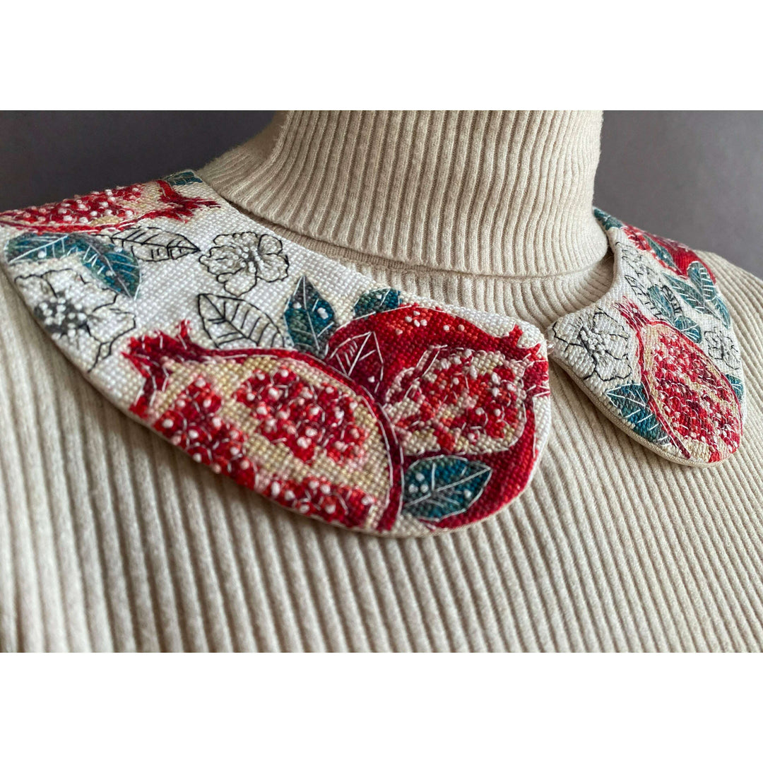 Counted Cross stitch kit - Collar Pomegranate Temptation AHC-002