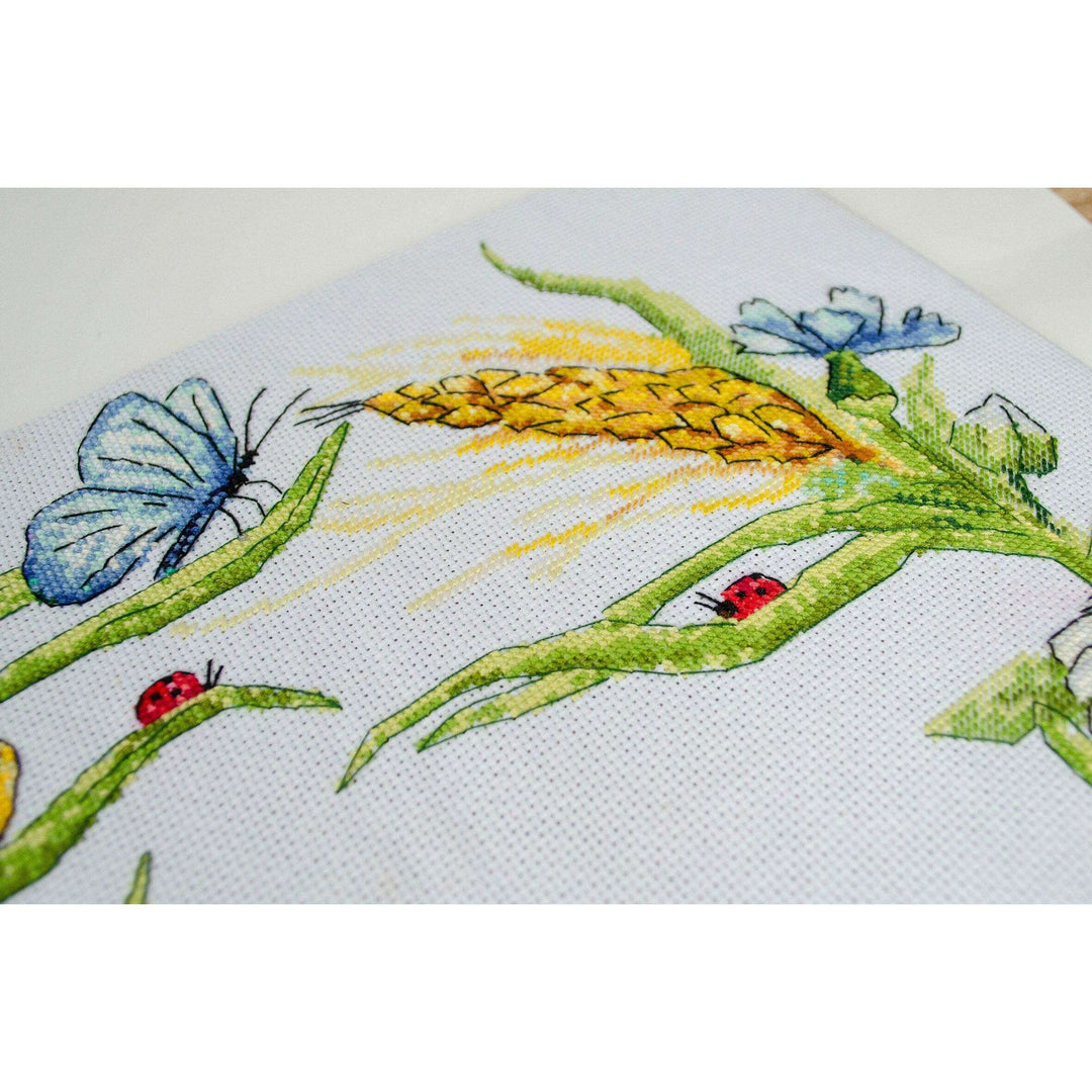 Counted Cross-stitch kit - Summer wreath AH-169