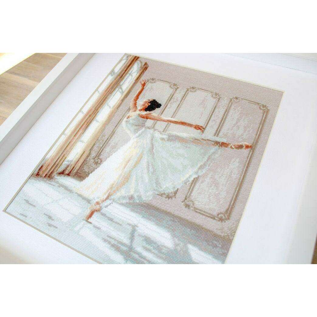 Counted Cross Stitch Kit Ballerina Leti901