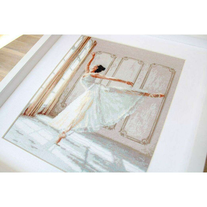 Counted Cross Stitch Kit Ballerina Leti901