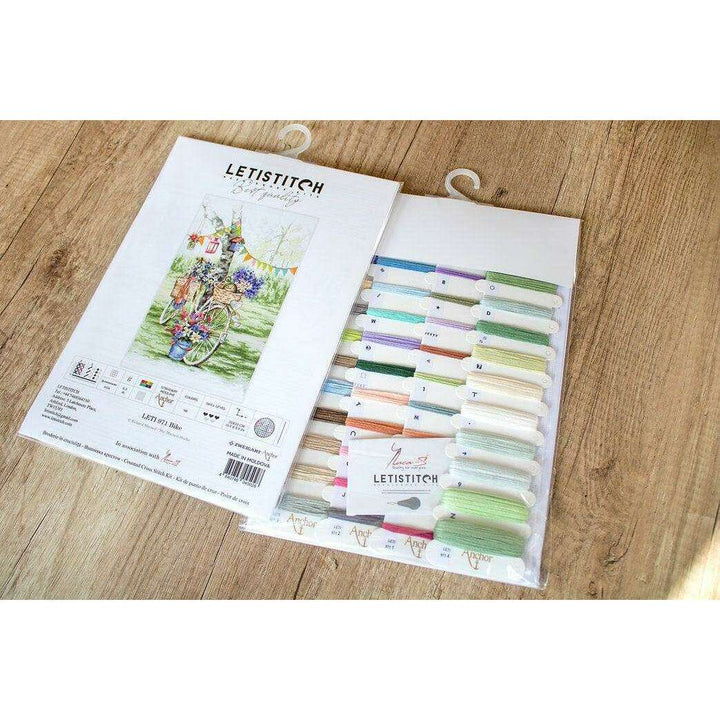 Counted Cross Stitch Kit Bike Leti971