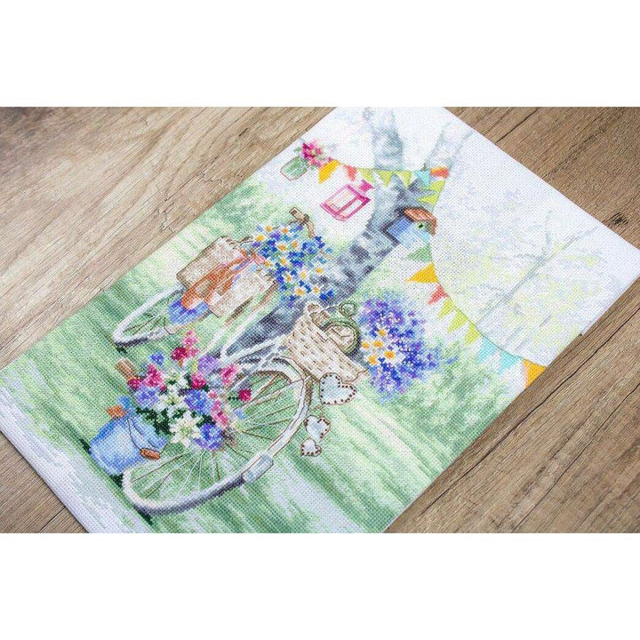 Counted Cross Stitch Kit Bike Leti971