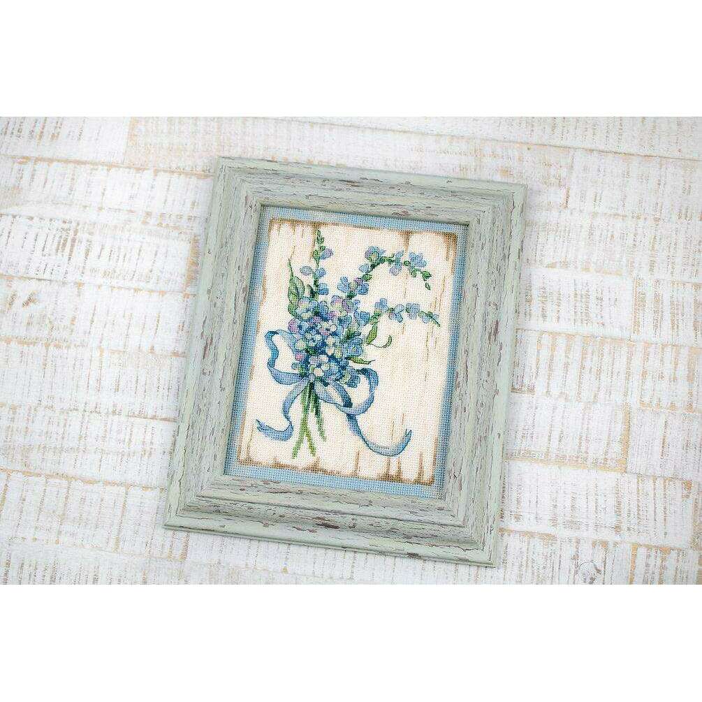 Counted Cross Stitch Kit BLUE I Leti974