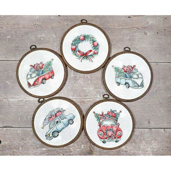 Counted Cross Stitch Kit Christmas Retro Cars / Kit of 5 Leti965