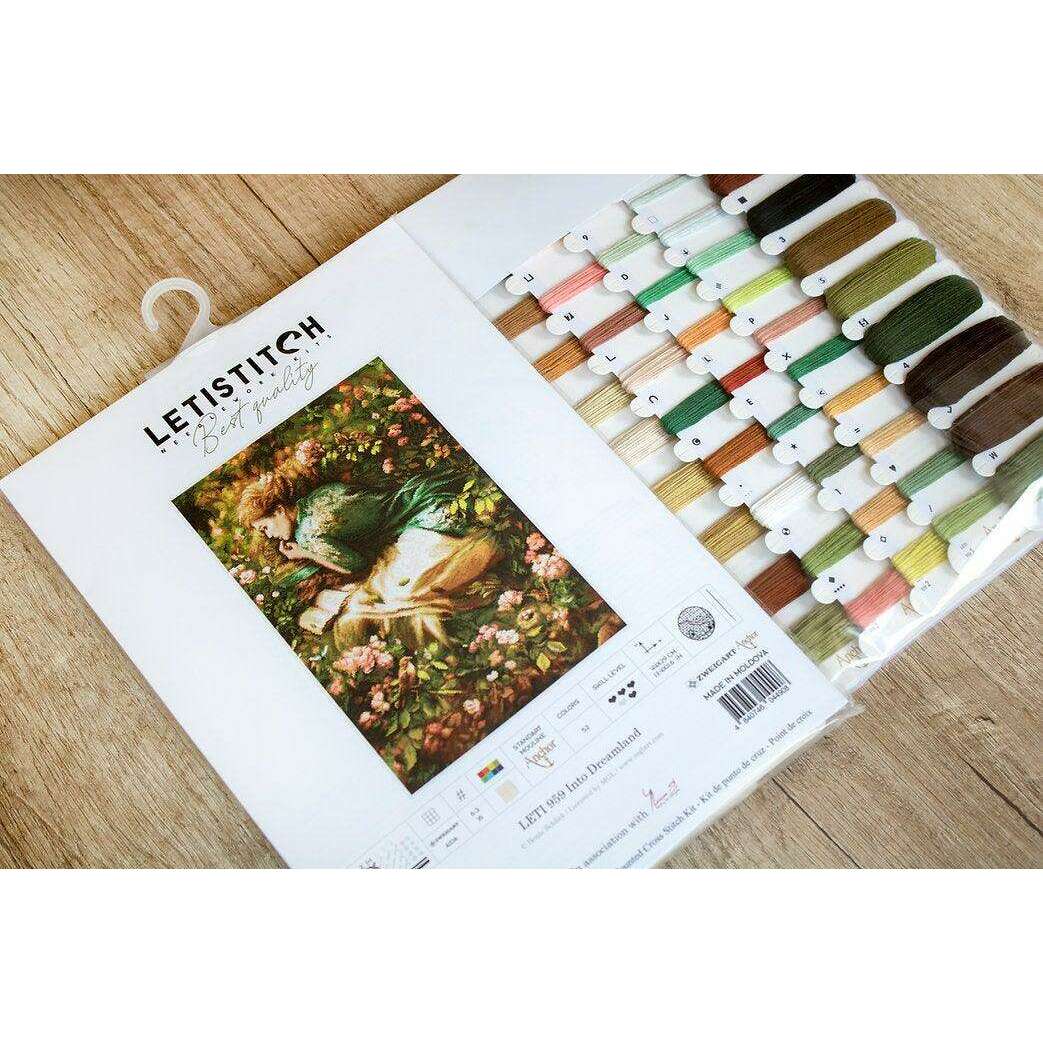 Counted Cross Stitch Kit Into Dreamland Leti959