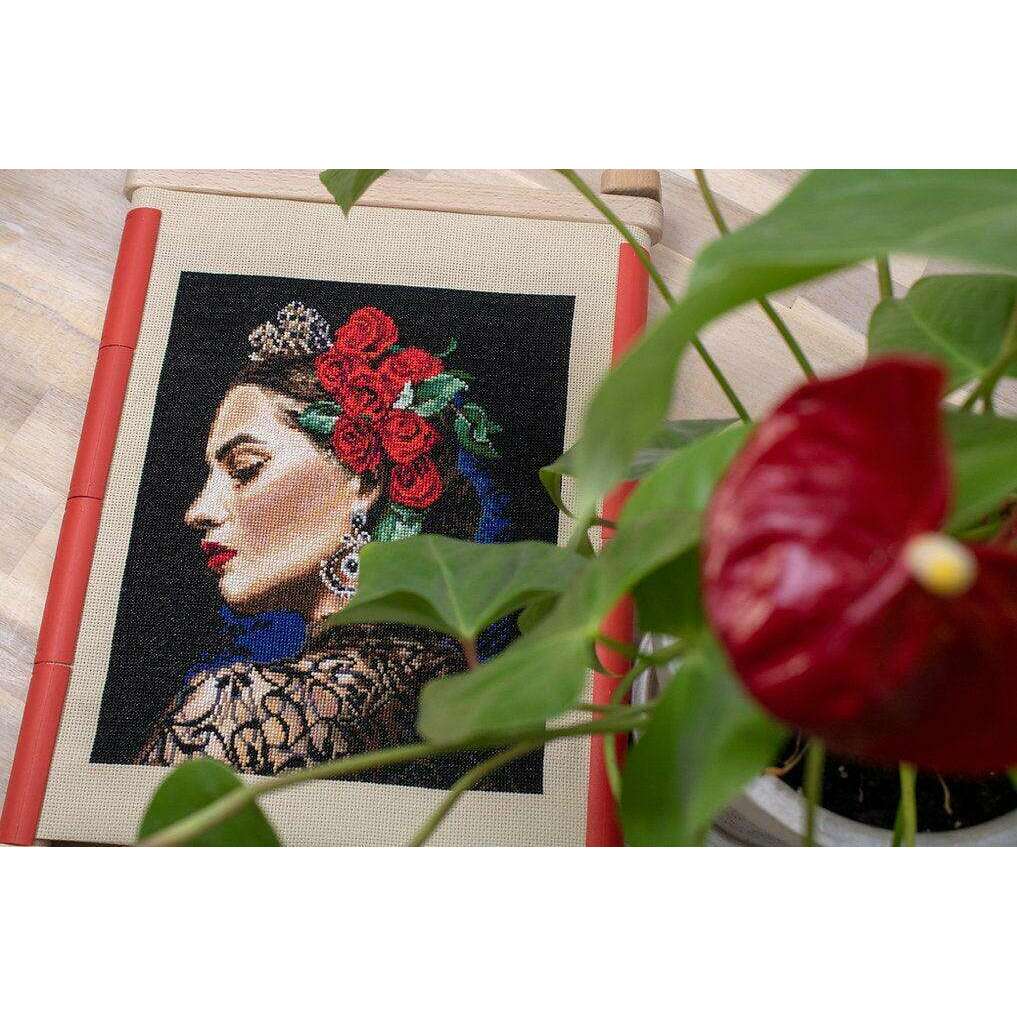 Counted Cross Stitch Kit Muse L8029