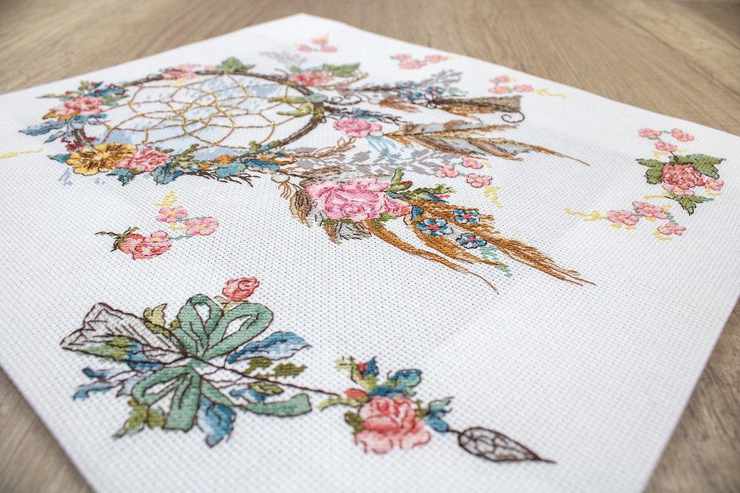 Counted Cross Stitch Kit Spring Dreams L8035