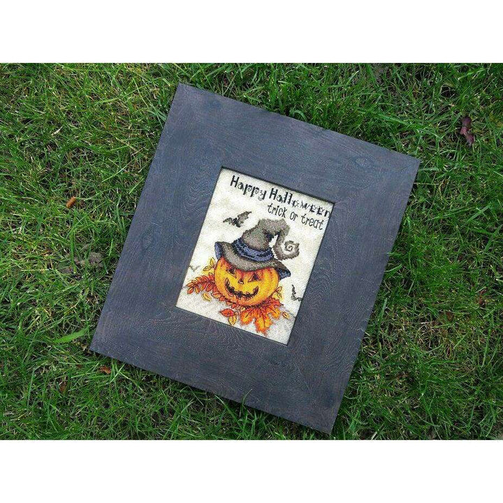 Counted Cross Stitch Kit Trick or treat Leti956