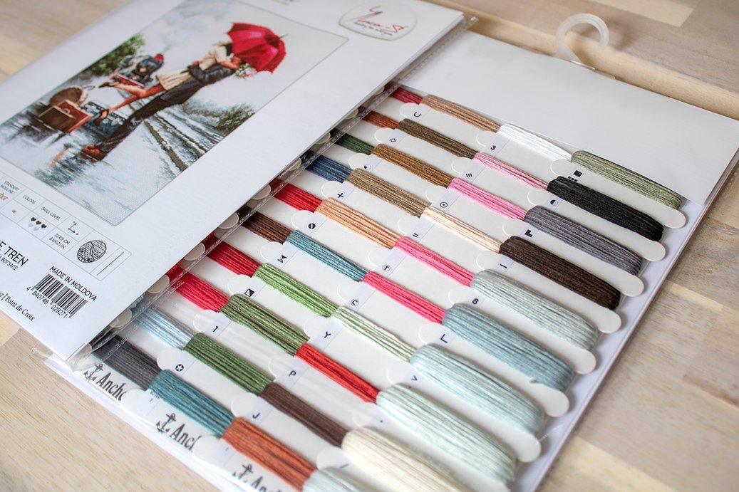 Couple on train station B2369L Counted Cross-Stitch Kit