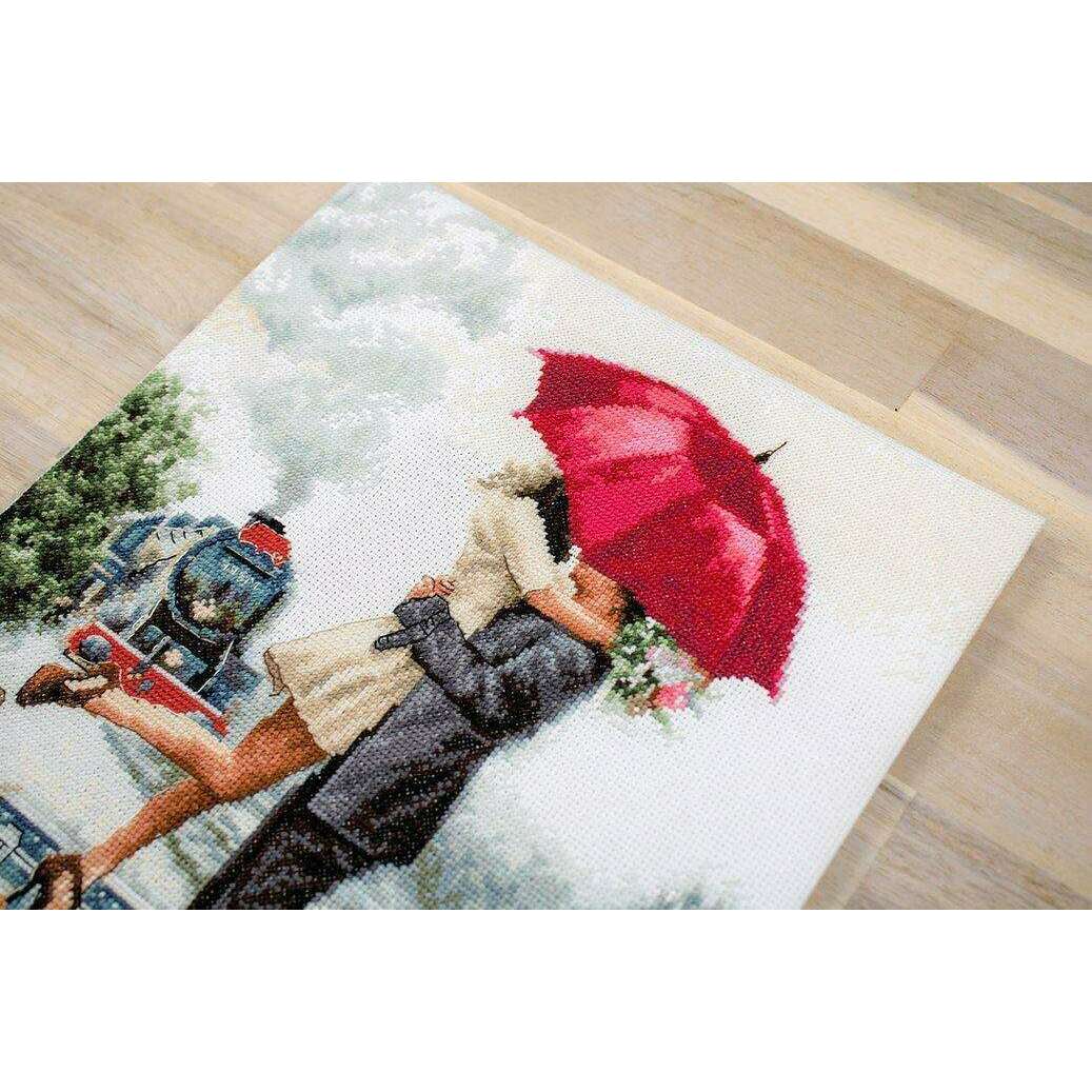 Couple on train station B2369L Counted Cross-Stitch Kit