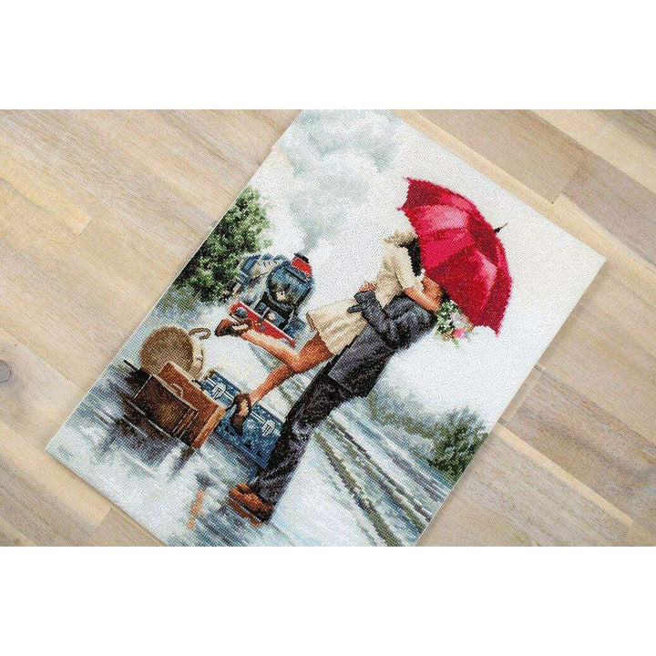 Couple on train station B2369L Counted Cross-Stitch Kit