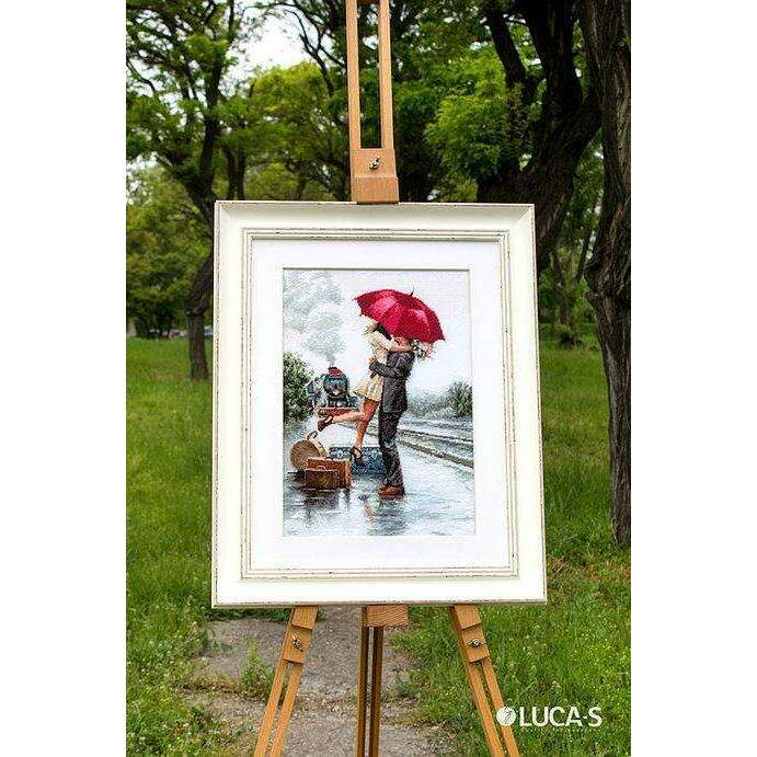 Couple on train station B2369L Counted Cross-Stitch Kit